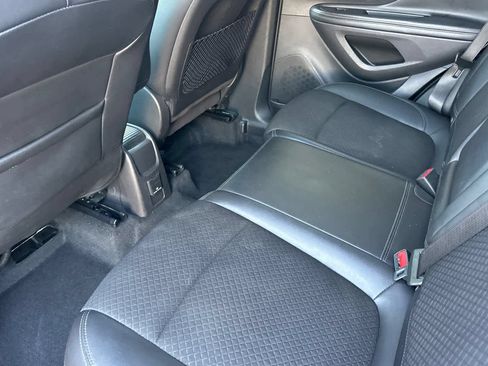 Used 2020 Buick Encore Preferred w/ Safety Package AWD/4WD image 4