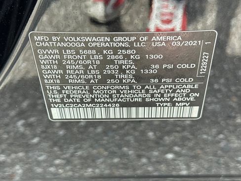 Used 2021 Volkswagen Atlas Cross Sport SE AWD/4WD image 28