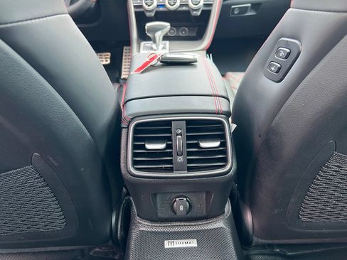 Used 2023 Genesis G70 3.3T w/ Sport Prestige Package AWD/4WD image 58