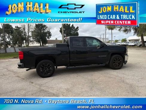 Used 2017 Chevrolet Silverado 1500 LT w/ All Star Edition image 12