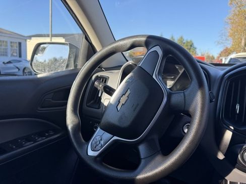 Used 2019 Chevrolet Colorado W/T w/ WT Convenience Package image 10
