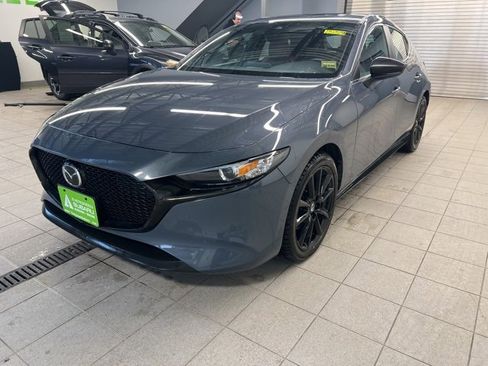 Used 2023 MAZDA MAZDA3 s image 3