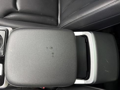 Used 2019 Audi Q8 Premium Plus w/ Premium Plus AWD/4WD image 32