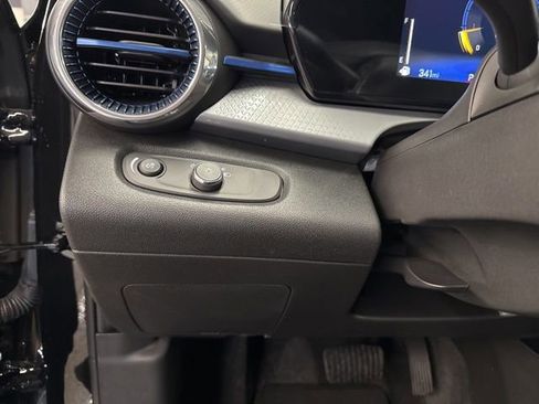 New 2026 Chevrolet Trax LT w/ Driver Confidence Package FWD image 19