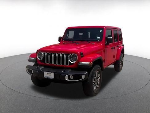 Used 2025 Jeep Wrangler Unlimited Sahara AWD/4WD image 14