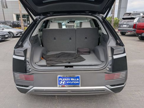 Certified 2023 Hyundai Ioniq 5 SEL RWD image 32