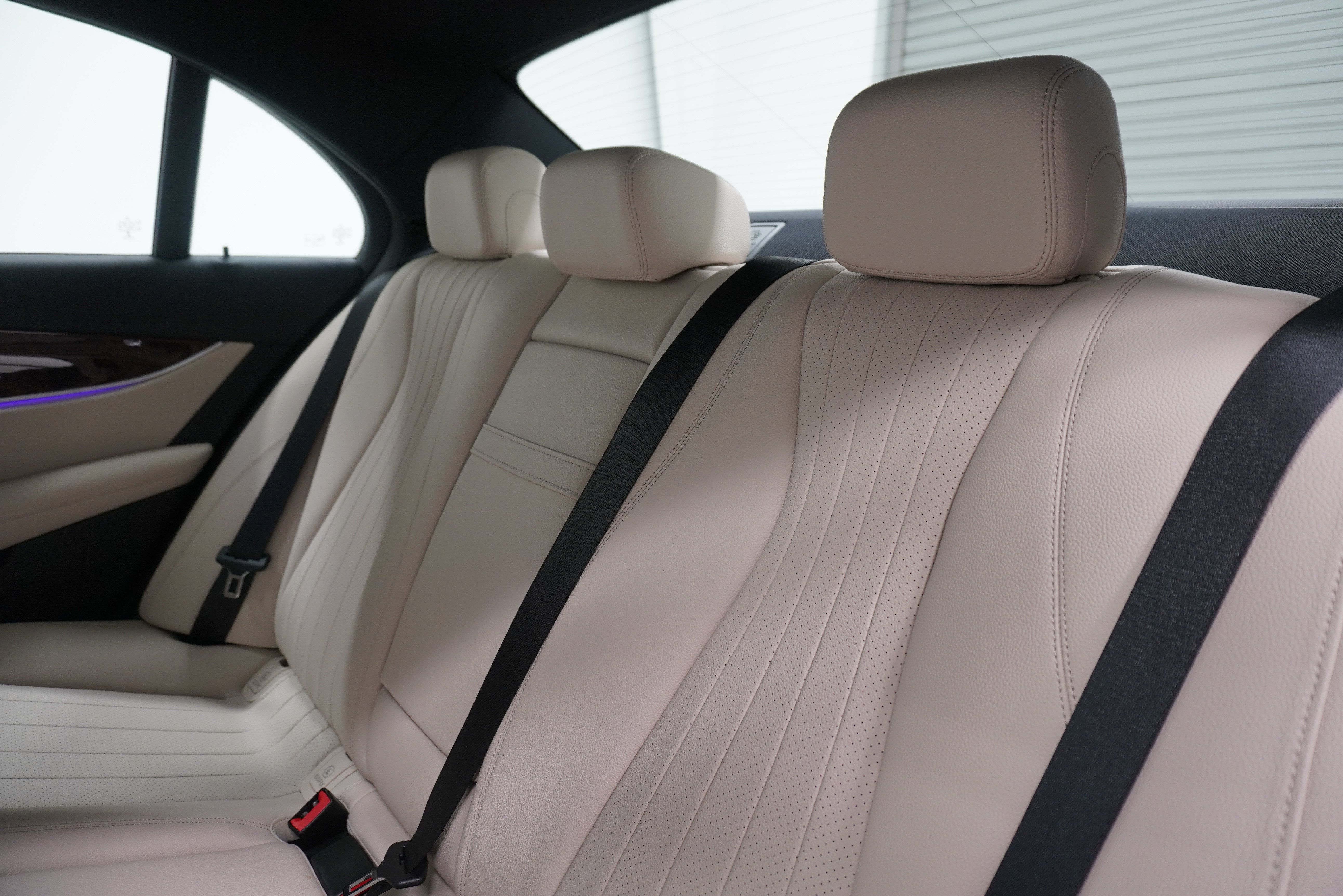 Used 2017 Mercedes-Benz E 300 4MATIC image 13