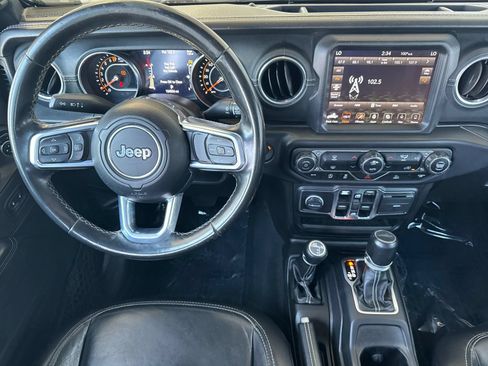 Used 2021 Jeep Gladiator Overland AWD/4WD image 16