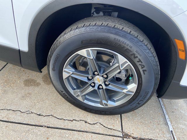 Used 2025 Chevrolet Blazer LT FWD image 34