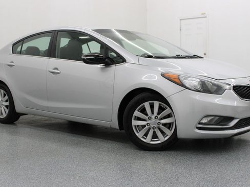 Used 2015 Kia Forte EX FWD image 1