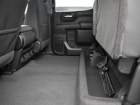 New 2026 Chevrolet Silverado 1500 Custom Trail Boss w/ Turbomax Blackout Package image 16