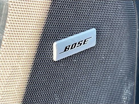 Used 2024 Chevrolet Tahoe LT w/ LT Signature Package image 19