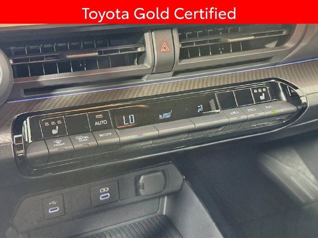 Certified 2025 Toyota Prius XLE AWD/4WD image 17