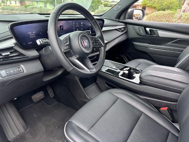 Used 2025 Buick Enclave Preferred FWD image 19