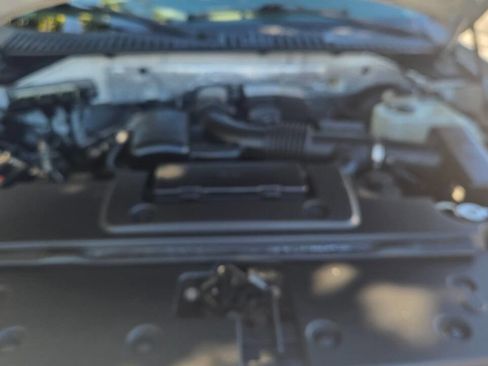 Used 2012 Ford Expedition Limited image 27