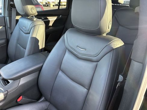 Certified 2024 Cadillac XT6 Sport w/ LPO, Floor Liner Package AWD/4WD image 11