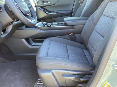 New 2026 Chevrolet Equinox LT w/ LPO, Floor Liner Package image 10