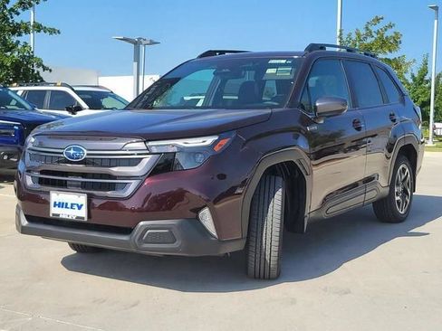 New 2026 Subaru Forester Touring AWD/4WD image 2