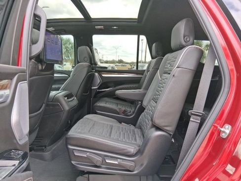 Used 2025 Cadillac Escalade Sport Platinum w/ LPO, Floor Liner Package image 26