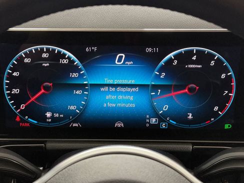 Used 2021 Mercedes-Benz GLA 250 image 25