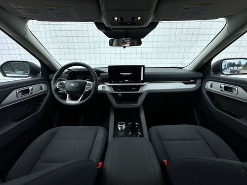 New 2026 Ford Explorer Active image 18