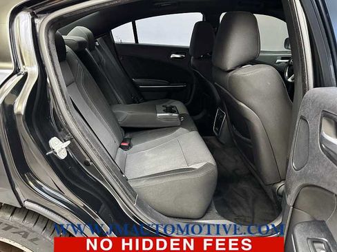 Used 2015 Dodge Charger SXT RWD image 18