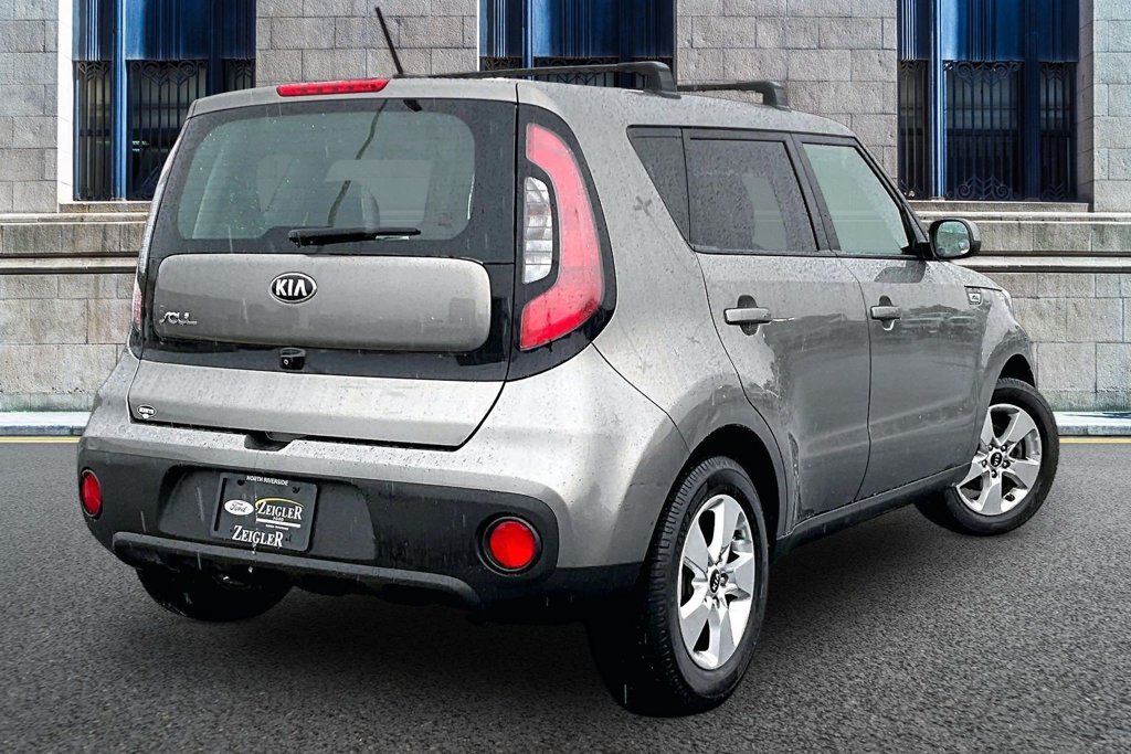 Used 2019 Kia Soul FWD image 11