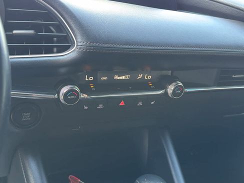 Used 2020 MAZDA MAZDA3 AWD Hatchback w/ Appearance Package image 13