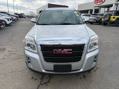 Used 2015 GMC Terrain SLE image 2