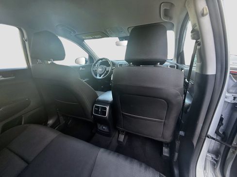 Used 2022 Kia Sportage LX FWD image 29