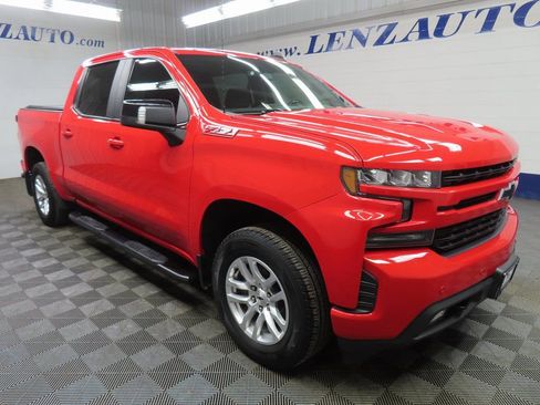 Used 2019 Chevrolet Silverado 1500 RST image 3