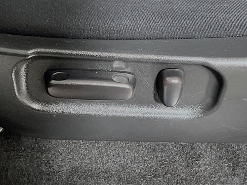 Used 2022 Toyota Tacoma SR5 RWD image 16
