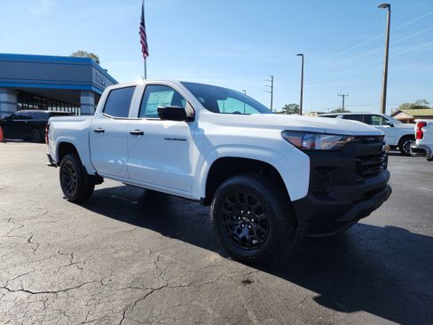 New 2026 Chevrolet Colorado W/T image 2