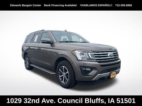 Used 2018 Ford Expedition XLT w/ Equipment Group 202A AWD/4WD image 1