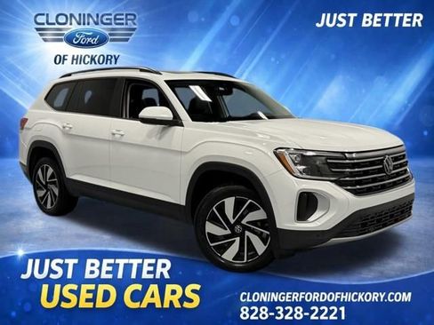 Used 2024 Volkswagen Atlas SE FWD image 1