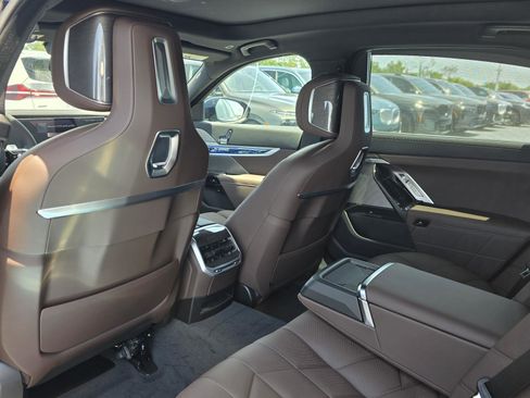 New 2026 BMW 740i RWD image 13