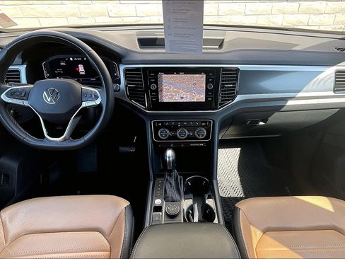 Used 2021 Volkswagen Atlas Cross Sport SEL Premium image 15