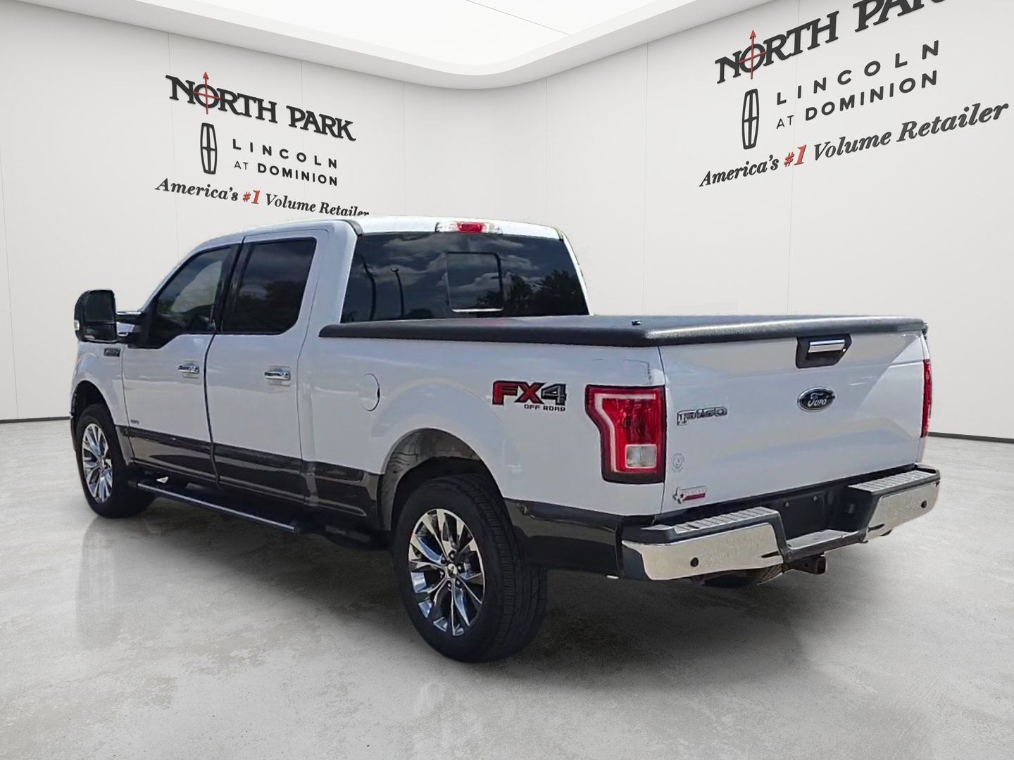 Used 2017 Ford F150 XLT w/ Equipment Group 302A Luxury AWD/4WD image 3