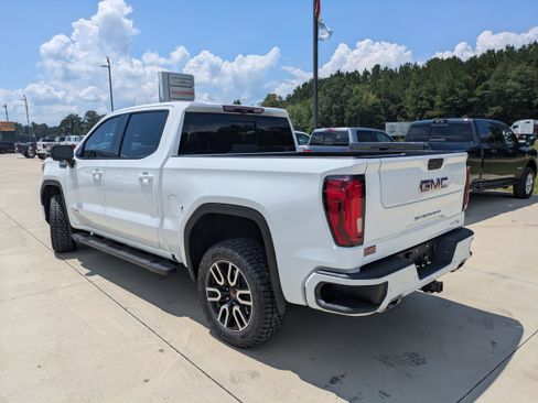 Used 2020 GMC Sierra 1500 AT4 w/ AT4 Premium Package image 6