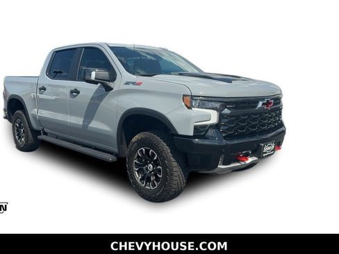 Used 2025 Chevrolet Silverado 1500 ZR2 AWD/4WD image 1