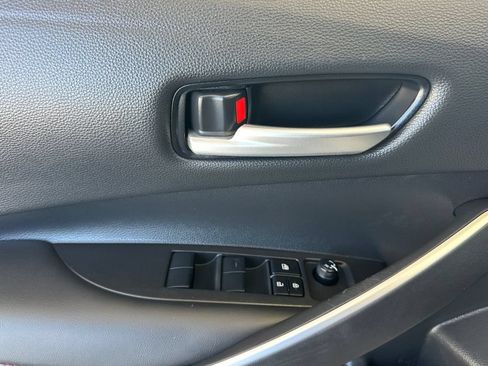Used 2024 Toyota Corolla SE FWD image 11