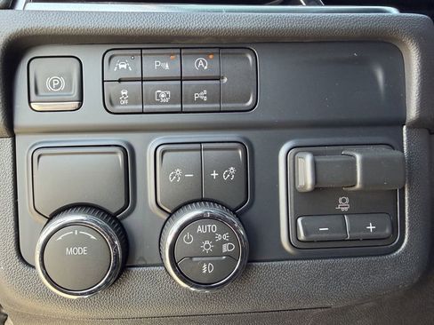 New 2026 Chevrolet Tahoe Premier image 23