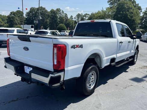 Certified 2026 Ford F250 XL w/ XL Chrome Package AWD/4WD image 5