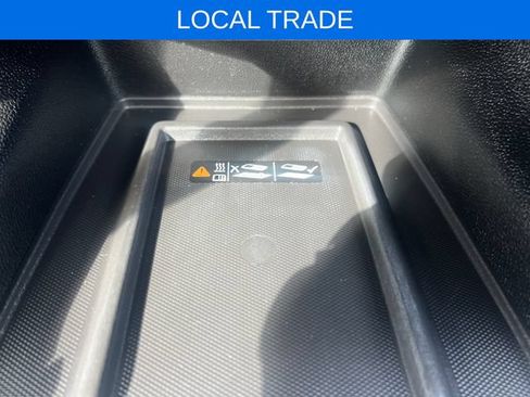 Used 2023 Chevrolet Traverse Premier AWD/4WD image 31