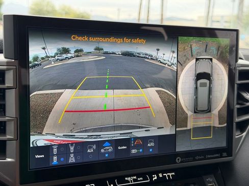 Used 2024 Toyota Sequoia Limited image 15