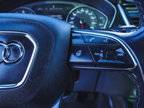 Used 2021 Audi Q5 2.0T Premium w/ Convenience Package image 27