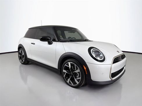 New 2026 MINI Cooper 2-Door Hardtop FWD image 3