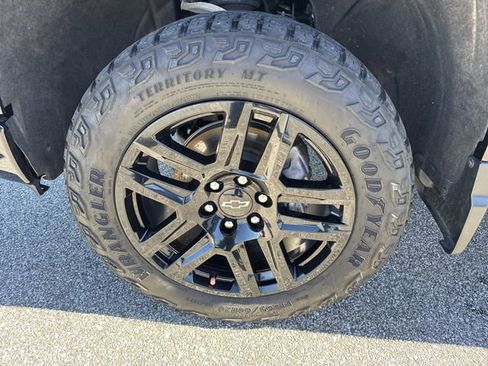 Used 2023 Chevrolet Silverado 1500 Custom Trail Boss image 33