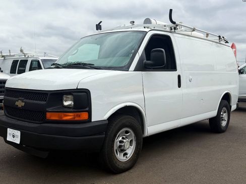Used 2013 Chevrolet Express 2500 RWD image 1
