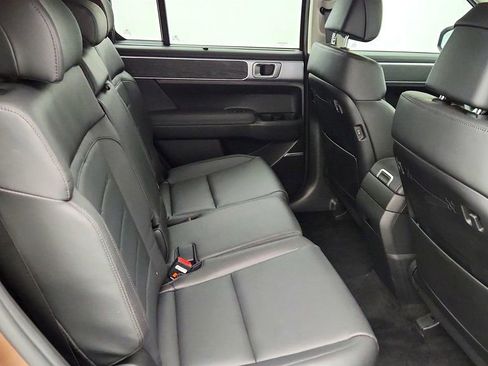 Used 2024 Hyundai Santa Fe Limited image 24